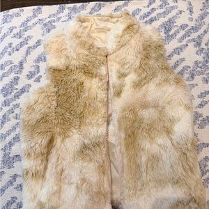 Kids Faux Fur Vest Jacket in Cream